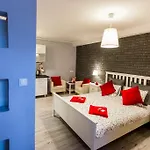 Grey Ii Apartment Wroclaw