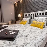 Grey Ii Apartment *